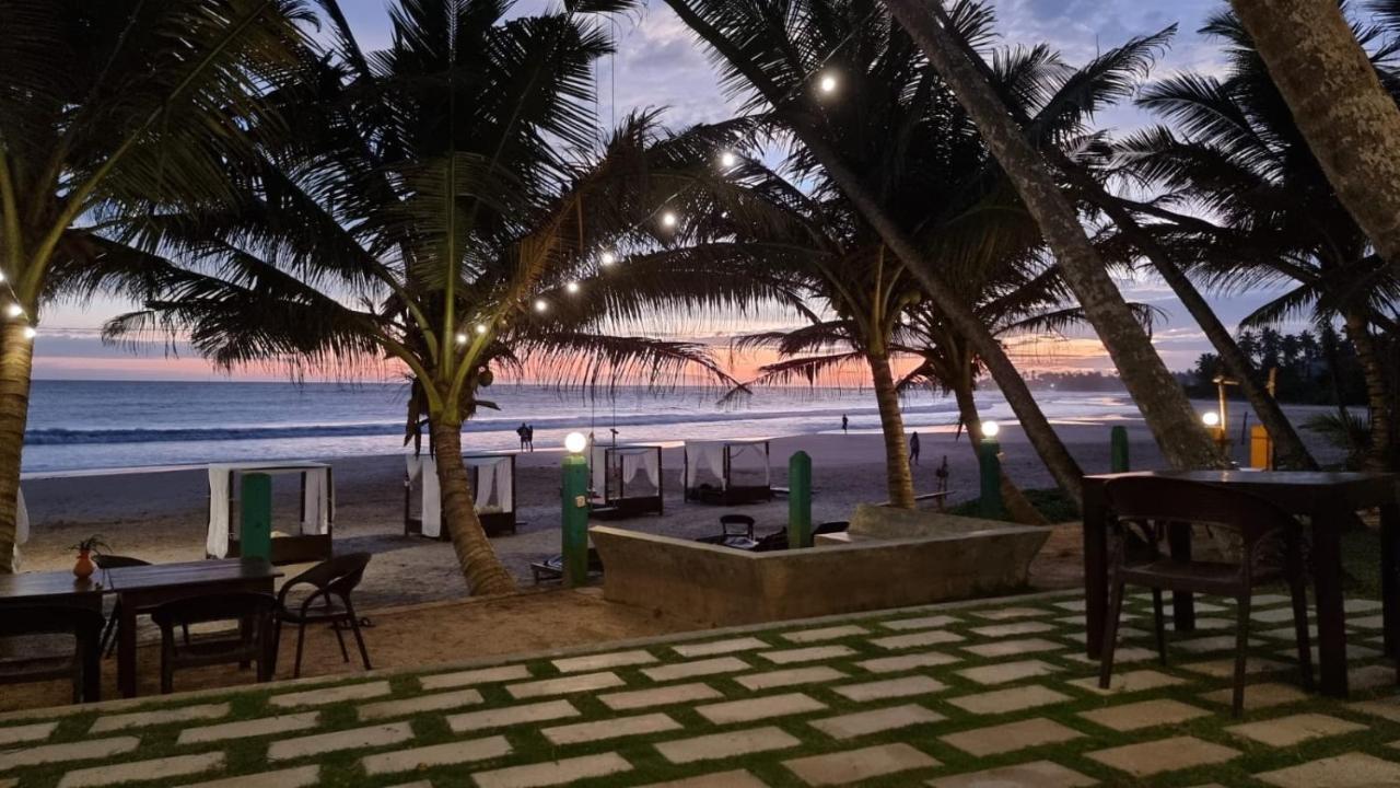 Dickwella Beach Exterior foto