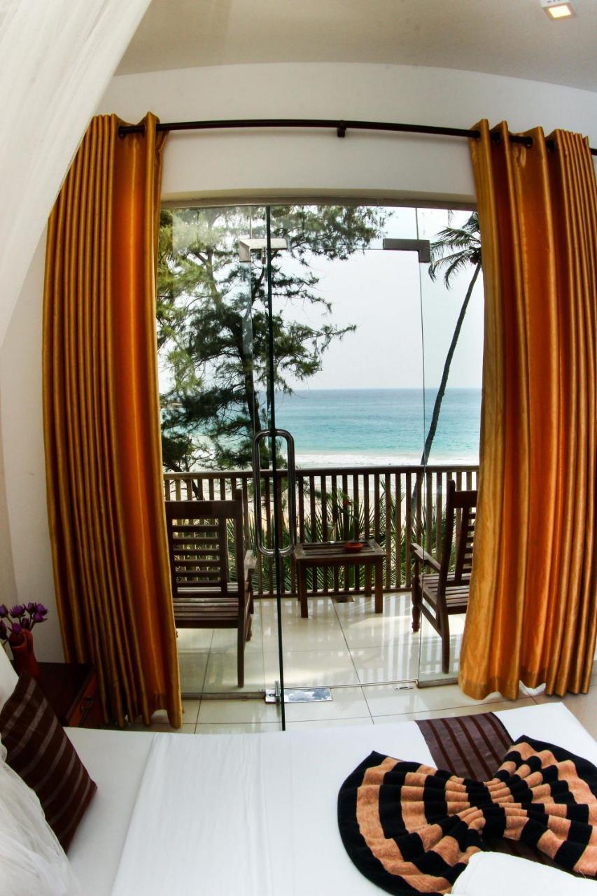 Dickwella Beach Exterior foto